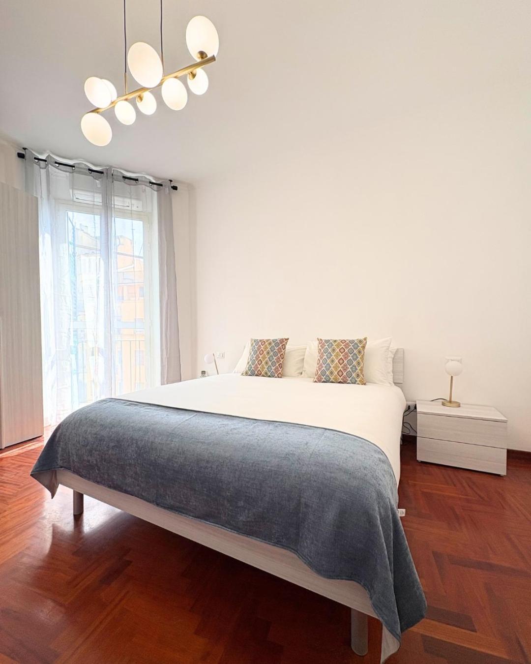 Casa Alice Near Vatican - Modern, High Floor With View Apartment Rome